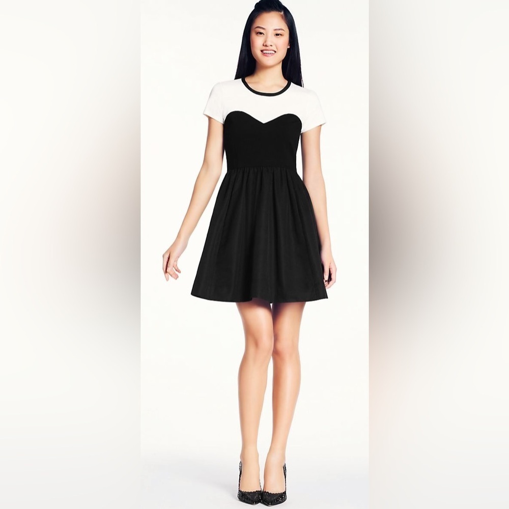 Kate Spade Sweetheart Illusion Fit and Flare Dress in Black/White Sz 2 Holiday
